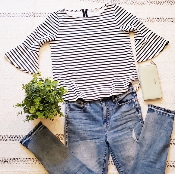 Green Envelope Striped Flounce Crop Sleeve Top M - Picture 1 of 8